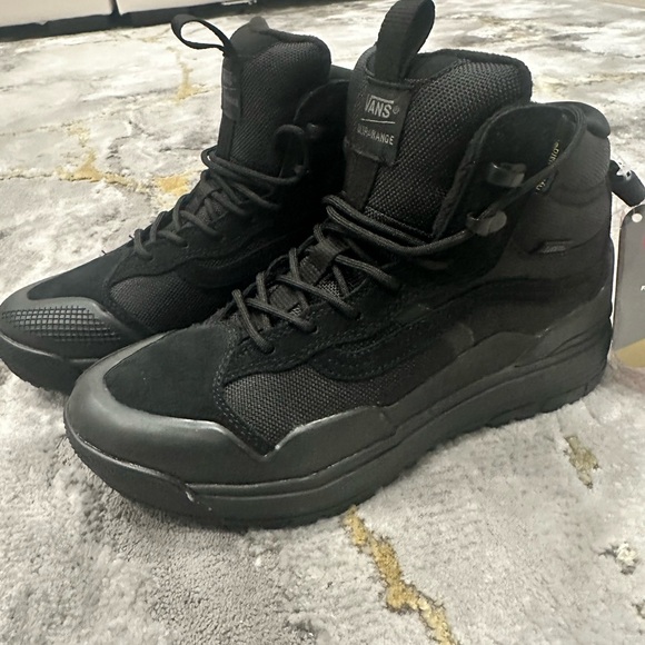 Vans Men's All-Black High-Top Sneakers - Picture 1 of 4